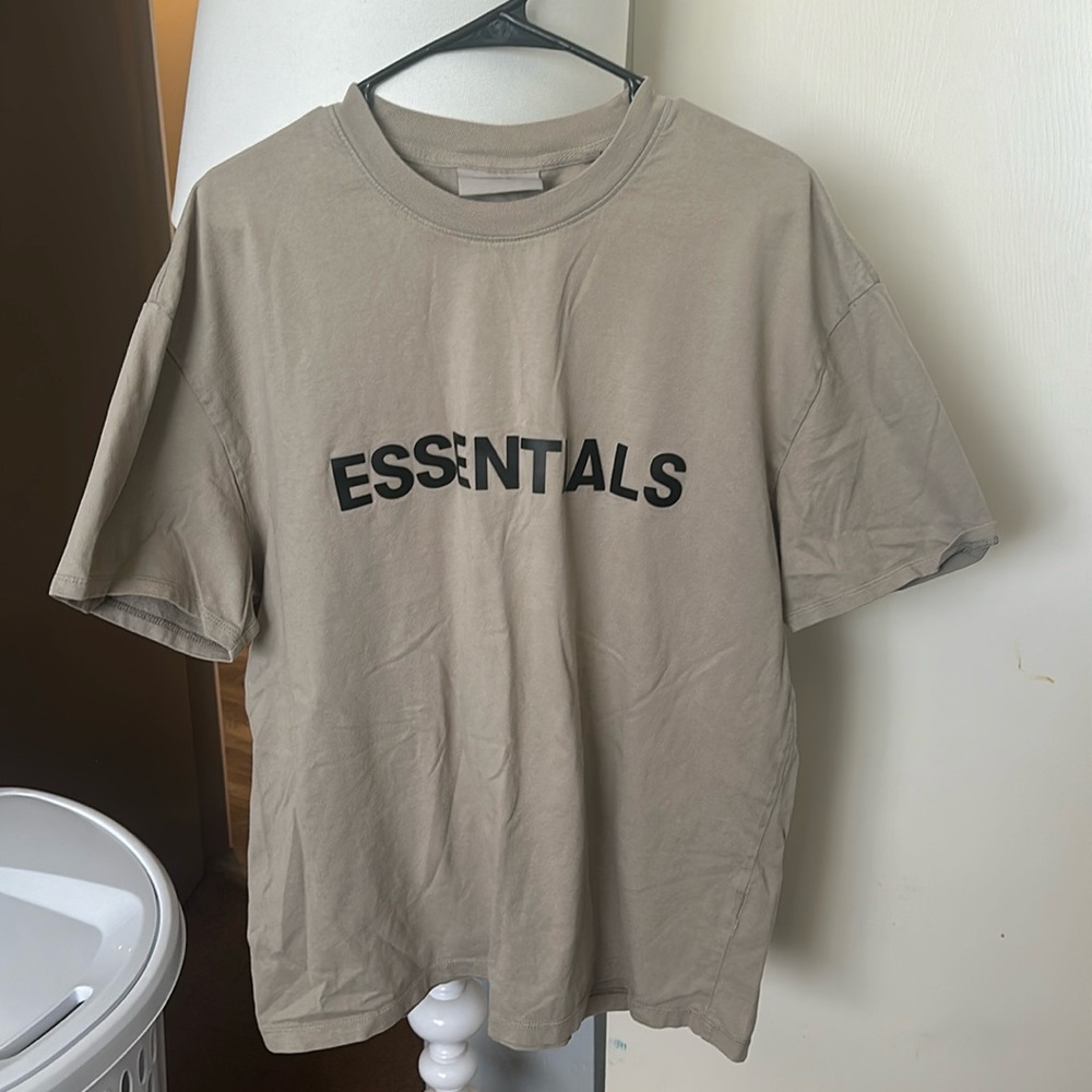 FOG tshirt essentials